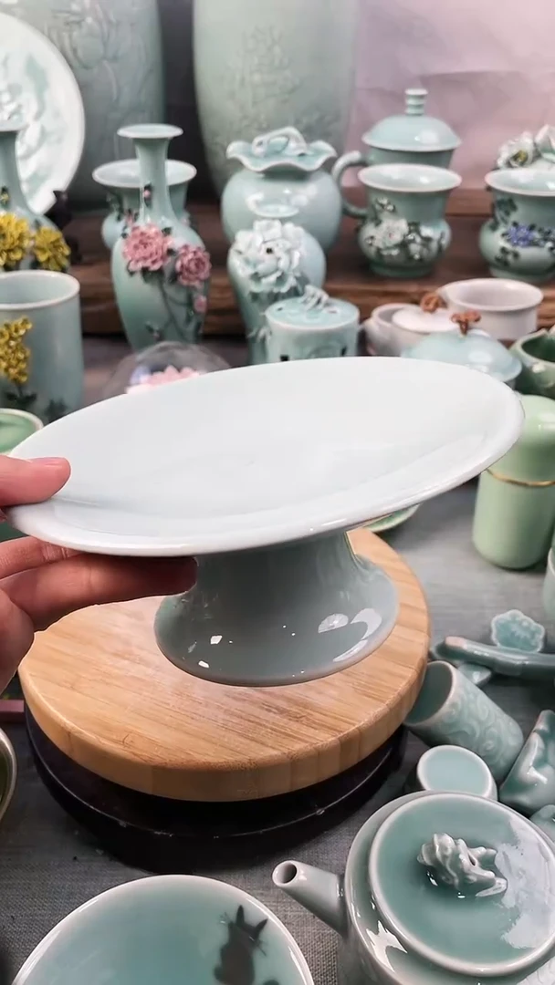 【闪购商品】特价 微瑕 慧仙青瓷 颜色随机