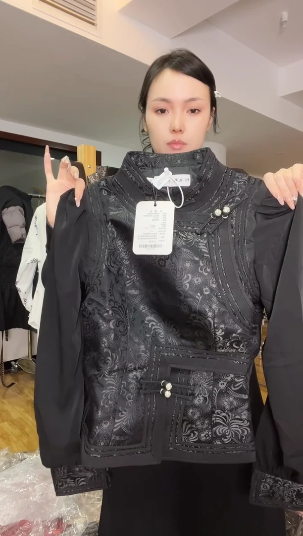 水*儿L码        105-115斤  纱袖