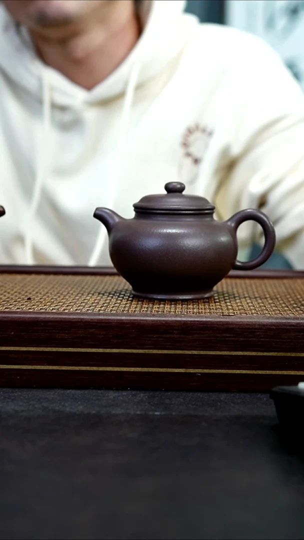 茶壶紫砂    LZX      天青泥    掇只    250cc