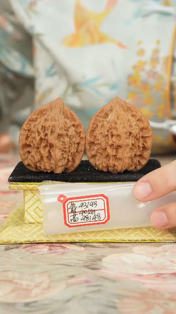【闪购商品】文玩核桃把件官帽
