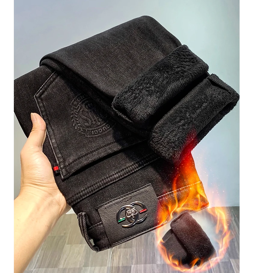 秋冬季黑色加绒加厚牛仔裤男潮牌高端修身微锥小脚休闲直筒长裤子