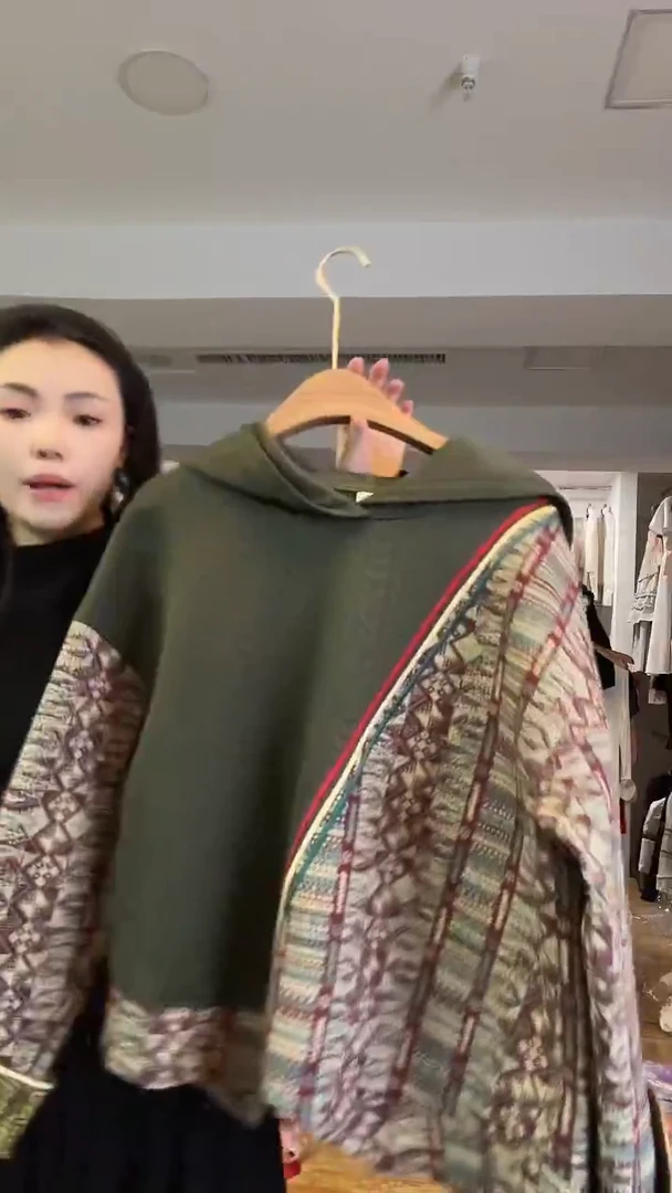 外套 M码 135-150斤