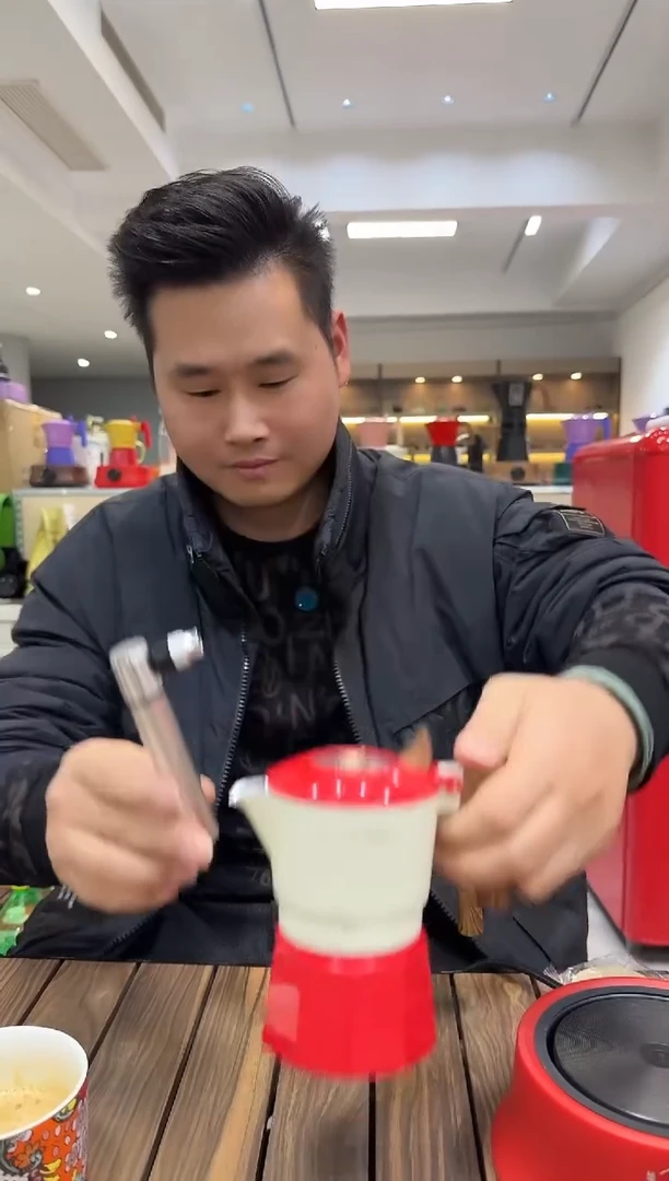 红白双阀摩卡壶+气筒和气嘴