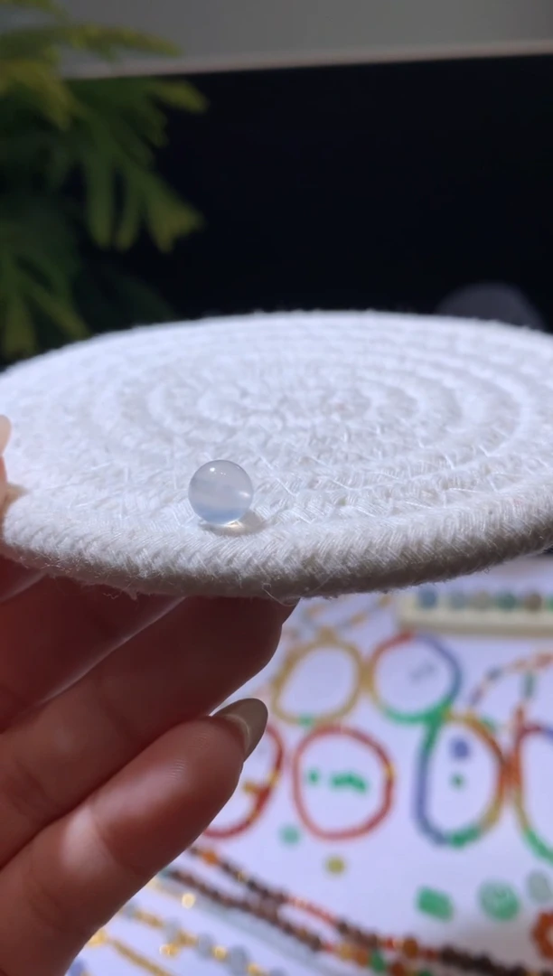 【闪购商品】定制翡翠未镶嵌7.6*珠子1800+180