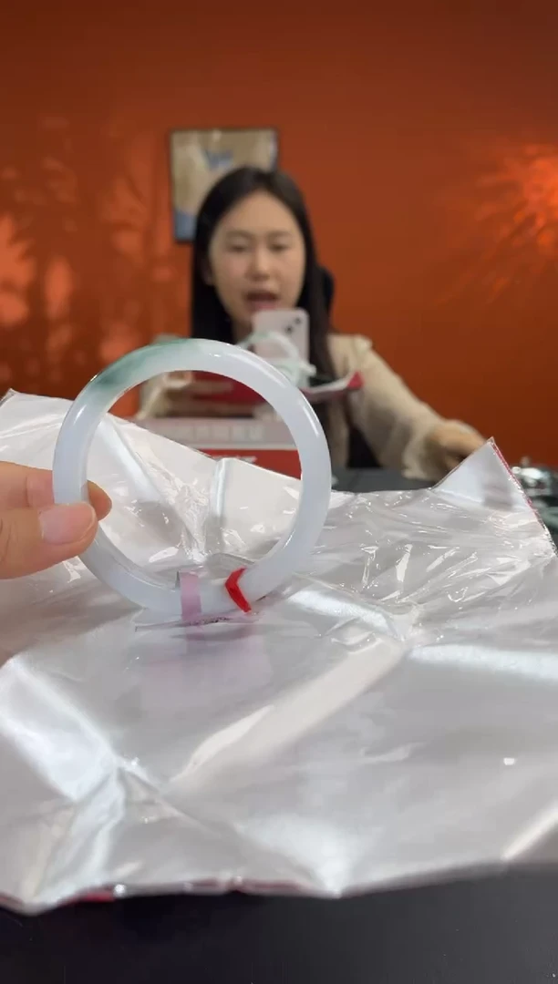 未镶嵌手镯翡翠60