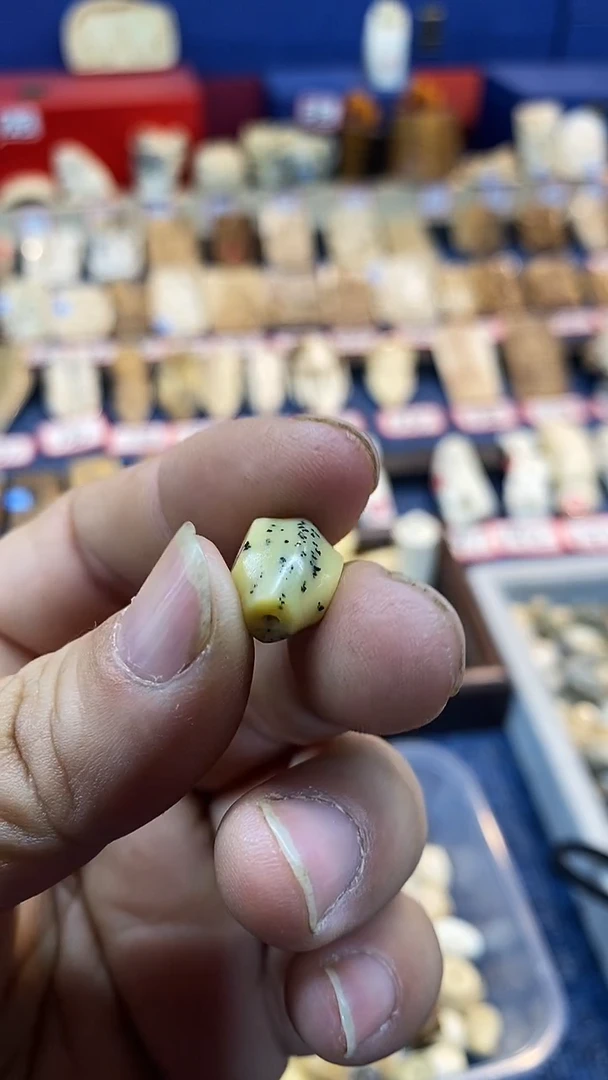 泥塑小把玩件摆件微瑕