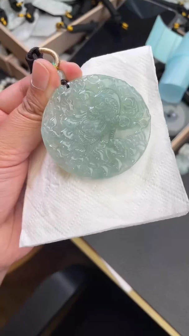 颈饰未镶嵌翡翠天然缅甸翡翠A货326