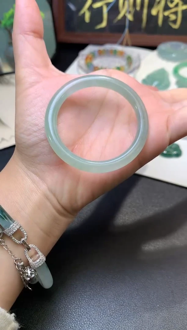 未镶嵌定制翡翠毛货