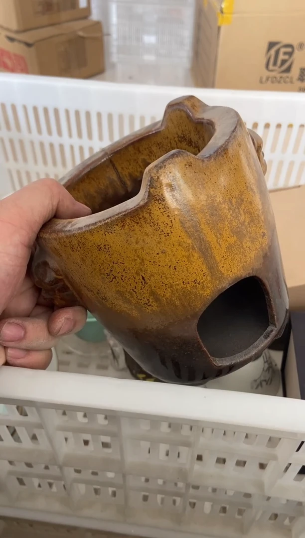 杯无运费险有瑕疵的摄影的产品有使用过的痕迹有点脏介意勿拍