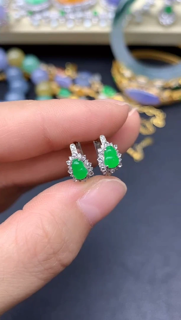 18K金镶嵌翡翠耳饰蔡**姐302-雪姐翡翠天天见