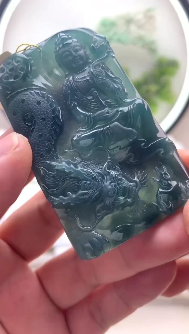 颈饰未镶嵌翡翠大势至