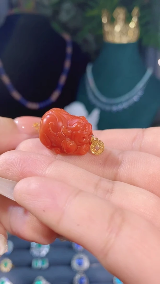 吊坠(赠链)18K金镶嵌南红玛瑙天然南红吊坠
