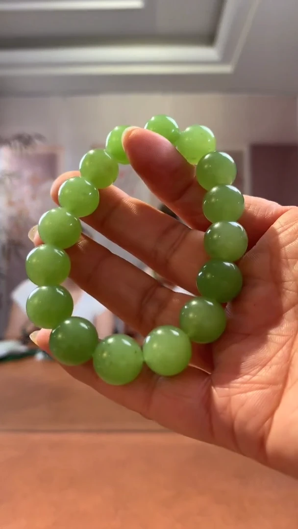 未镶嵌和田玉挂件俄料满翠12mm手串