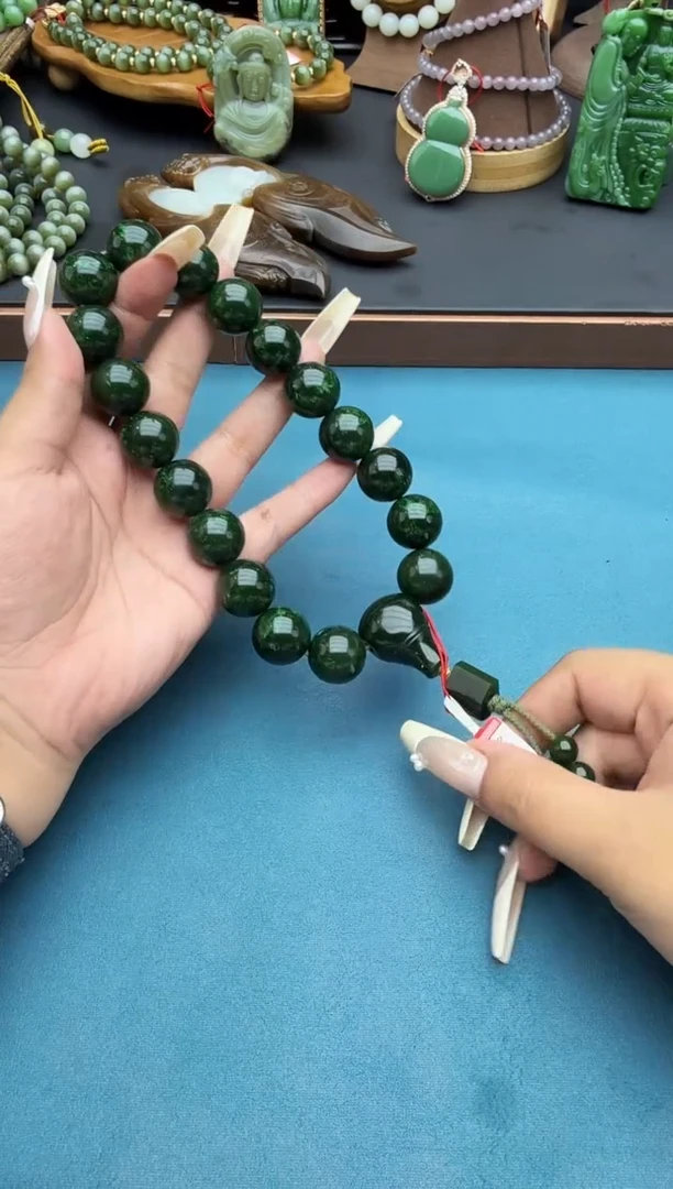 未镶嵌手串和田玉T****uby