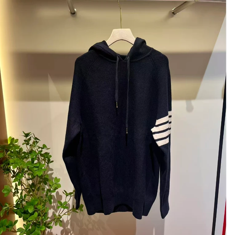 Tommy Giorgio男式情侣连帽针织衫0307