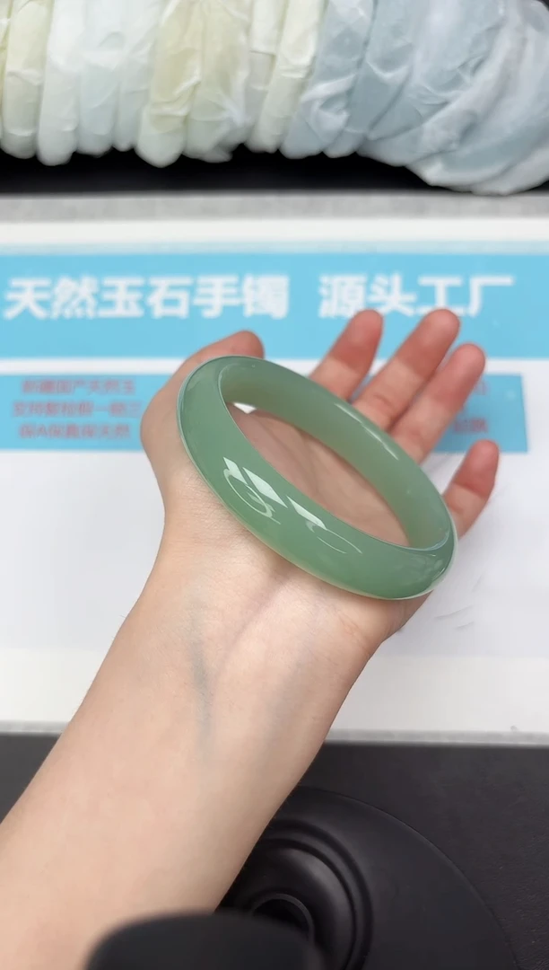 未镶嵌长石玉手镯109/6364