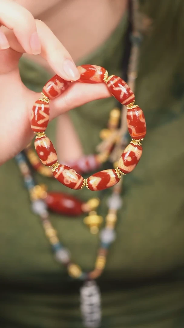 玛瑙/玉髓（覆膜）颈饰未镶嵌传世珠宝-多样性发其一