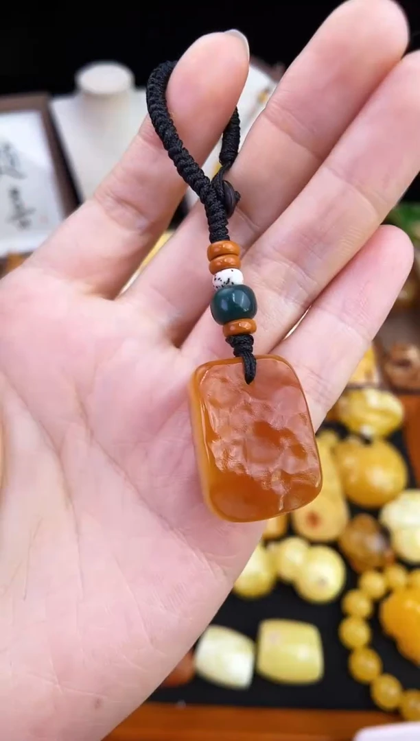 琥珀未镶嵌珠宝奇石柒月