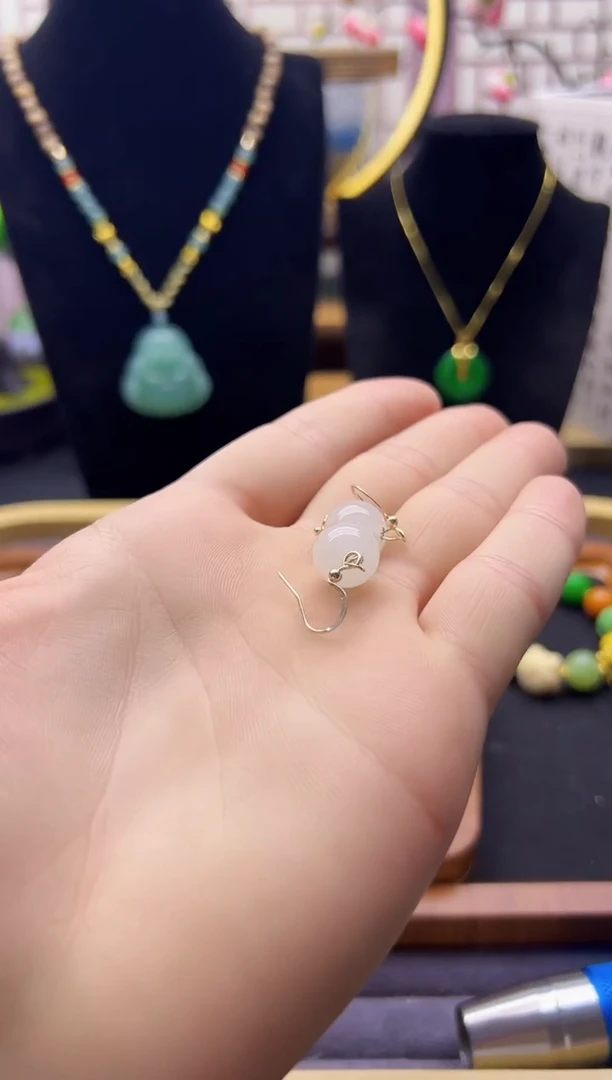 【闪购商品】和田玉耳饰14K金镶嵌E118