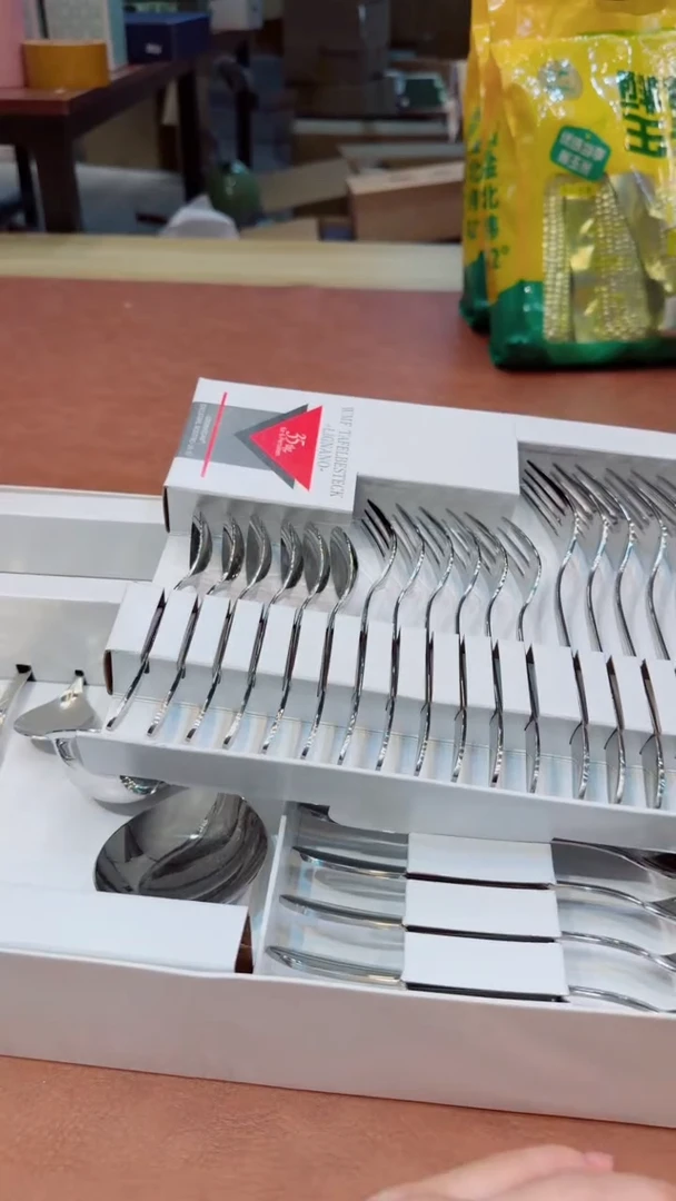 小狐狸精选日瓷器