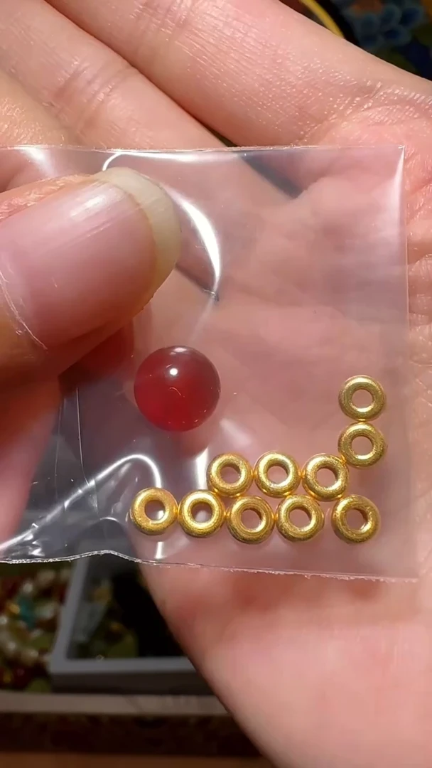 玛瑙/玉髓配饰18K金镶嵌配饰