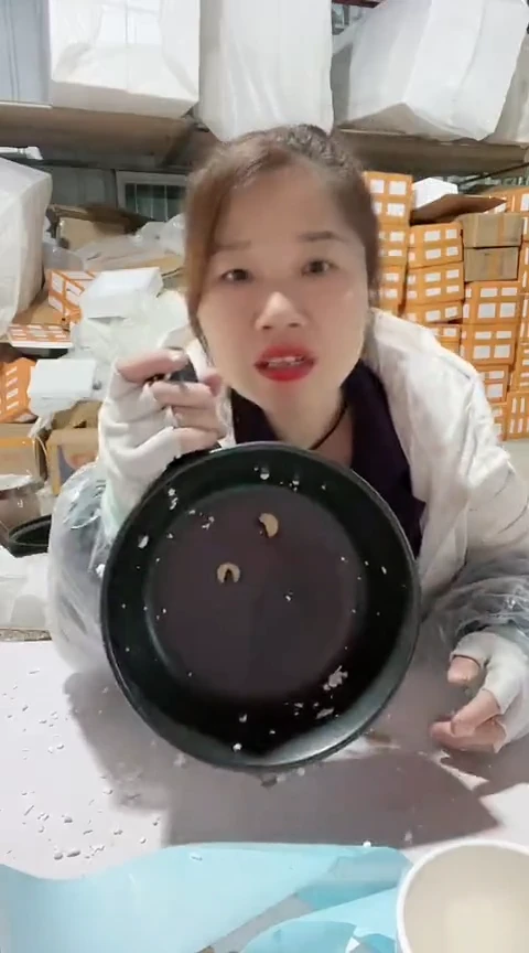 【闪购商品】9928大瑕疵黑色手把锅