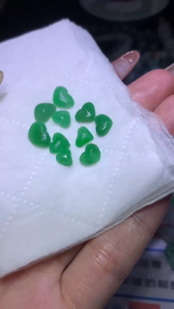 定制翡翠未镶嵌MXX018383