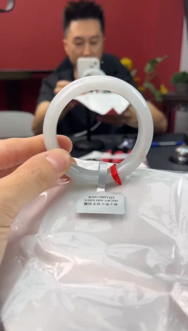 未镶嵌手镯翡翠554
