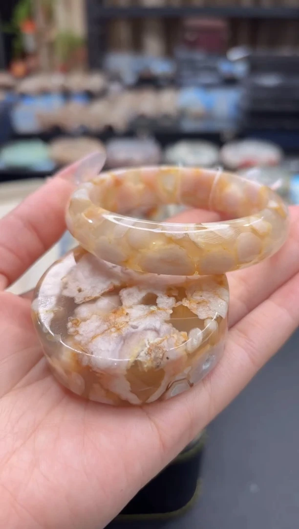 未镶嵌手镯石英质玉62(58圈赠送镯心)