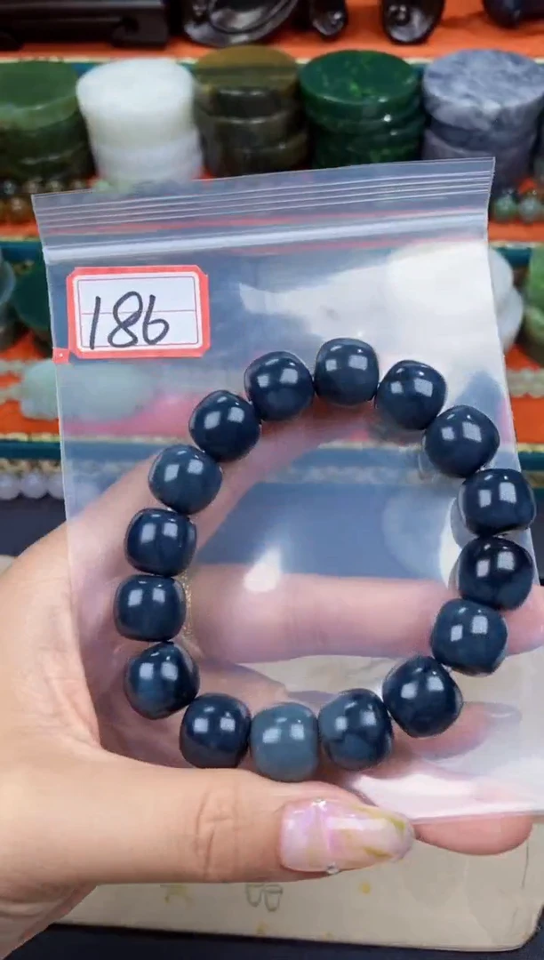 和田玉未镶嵌颈饰和田玉