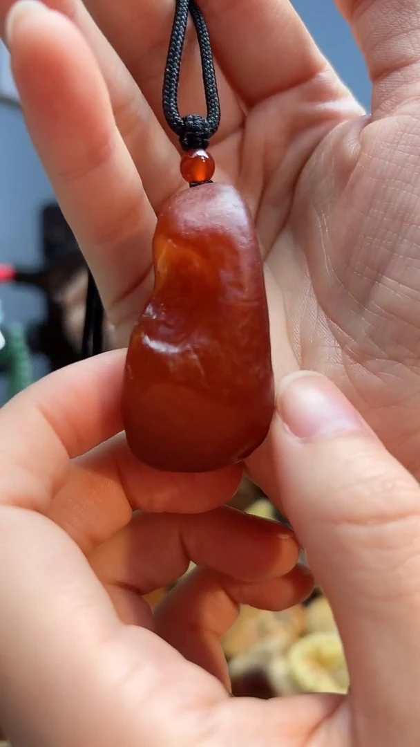 琥珀颈饰未镶嵌吊坠