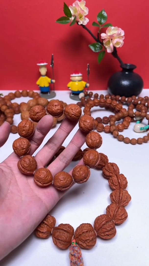 【闪购商品】文玩核桃手串野生小核桃