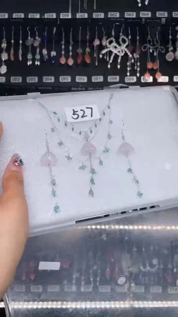 紫晶耳饰银S925镶嵌喜欢拍