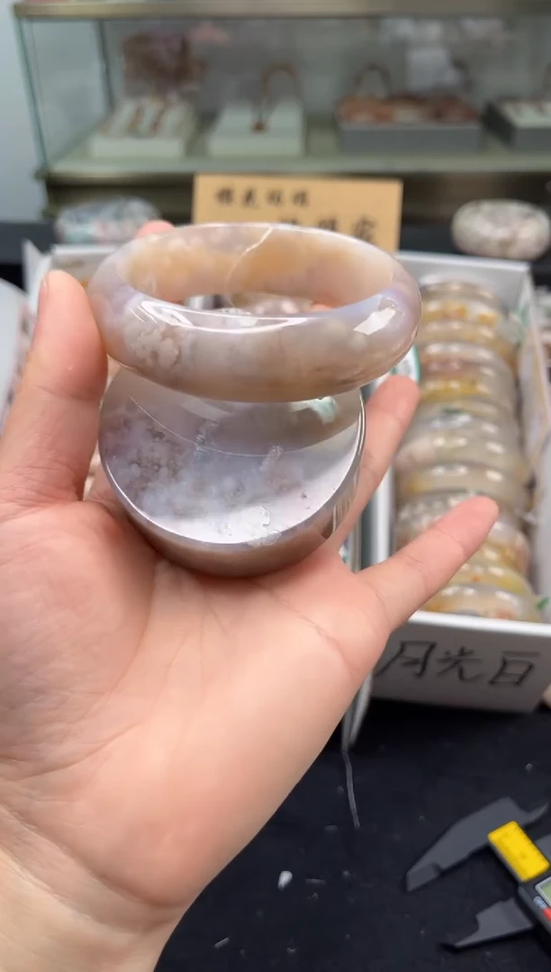 未镶嵌手镯石英质玉63圈口（赠品镯心）1009354