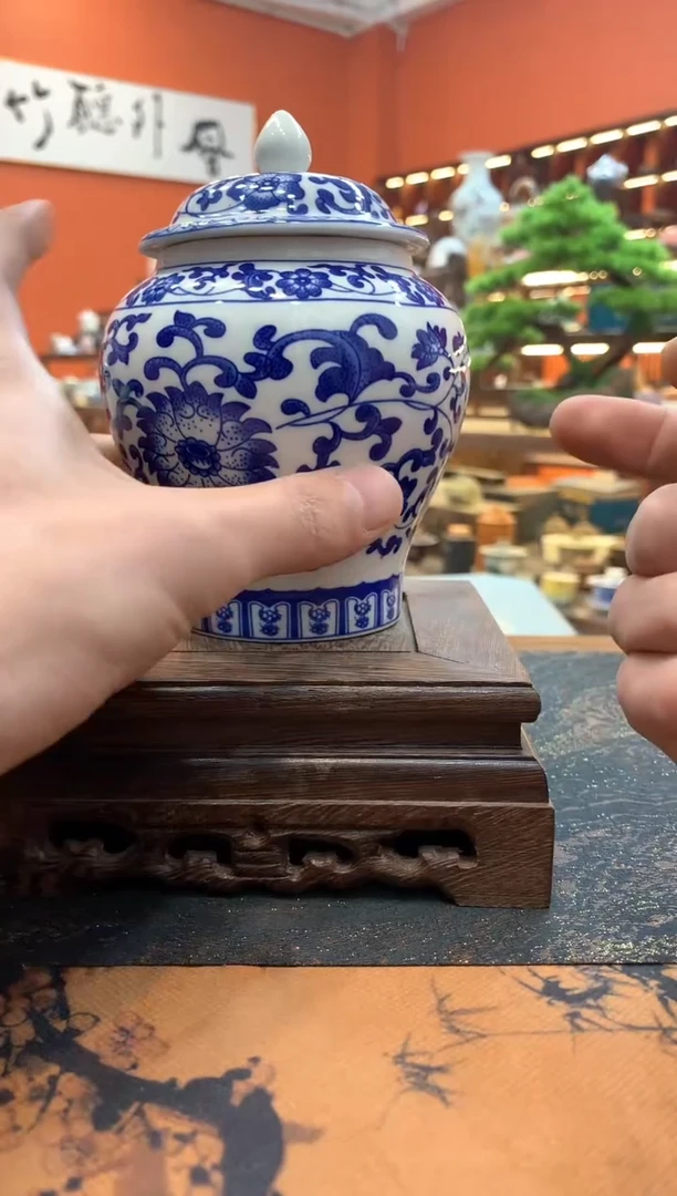 【闪购商品】@@@@@@@@@@@缠枝莲茶叶罐