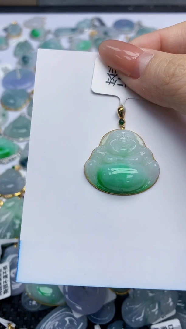 【闪购商品】翡翠挂件18K金镶嵌天然翡翠A货