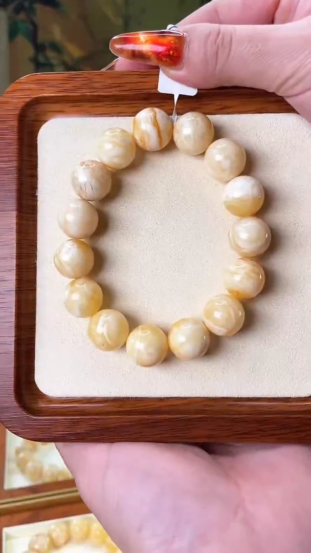 【闪购商品】蜜蜡裸石未镶嵌手串