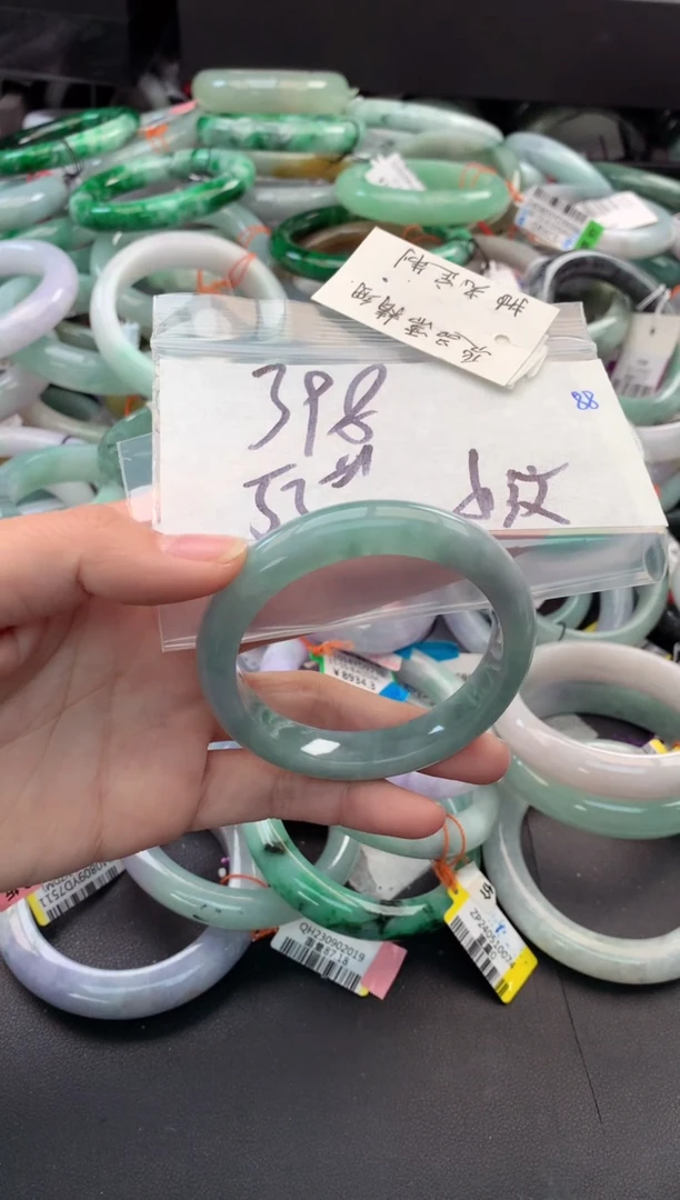 【闪购商品】定制翡翠未镶嵌毛货需精细抛光+多人