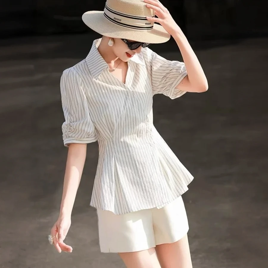 法式收腰短袖衬衫上衣2025夏季新款夏装小衫条纹高级夏装衬衣女装