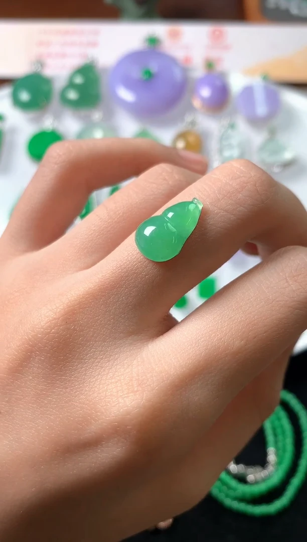 未镶嵌定制翡翠裸石（镶嵌定制）