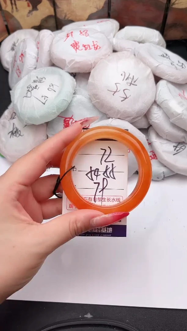 未镶嵌手镯石英质玉72   54-55