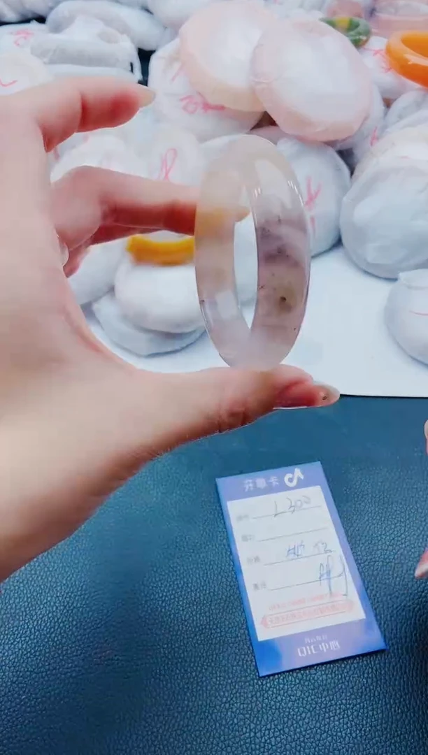 未镶嵌手镯石英质玉L300-53-54