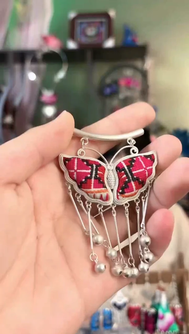 彩云南阁非遗老绣苗银饰品292+