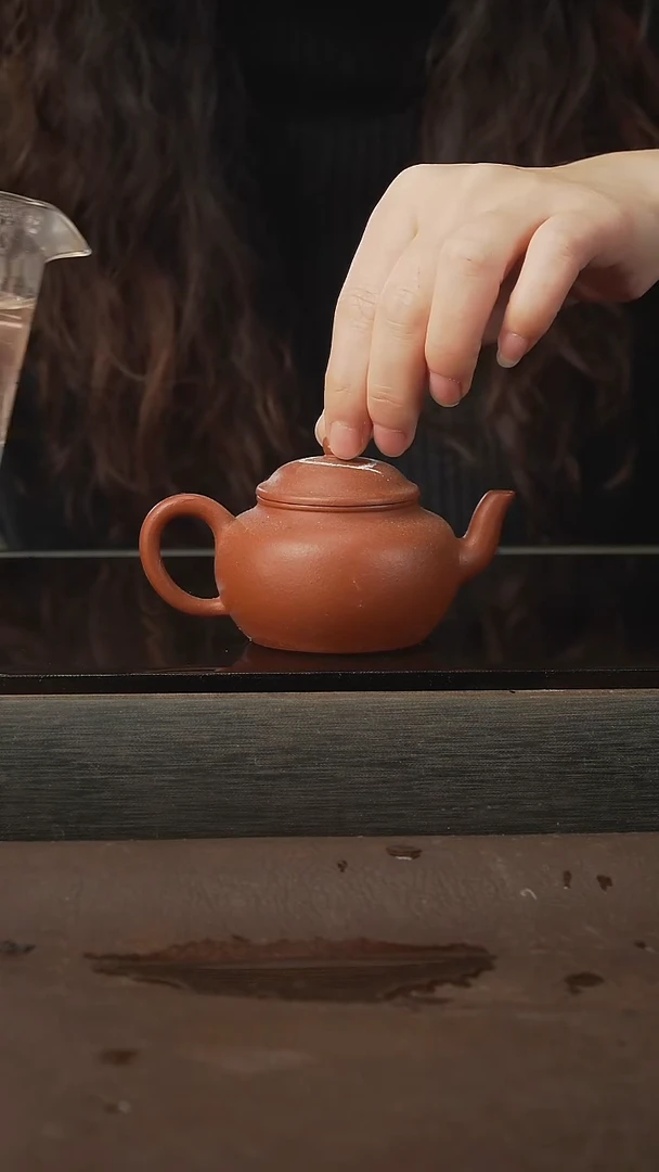 茶壶紫砂z****z微瑕，莲子，堵孔，朱泥