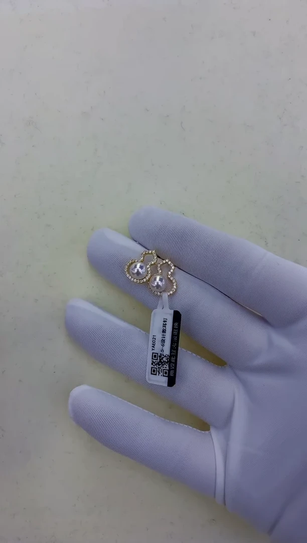 银S925镶嵌饰品海水珍珠小葫芦耳钉