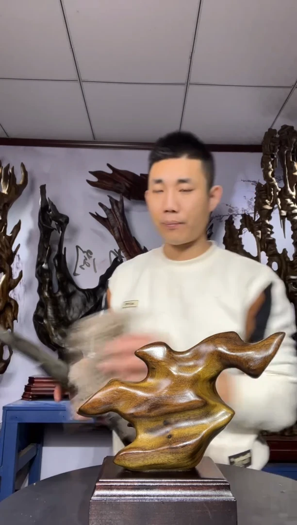 金丝楠木雕款大**行金丝楠木工艺品摆件