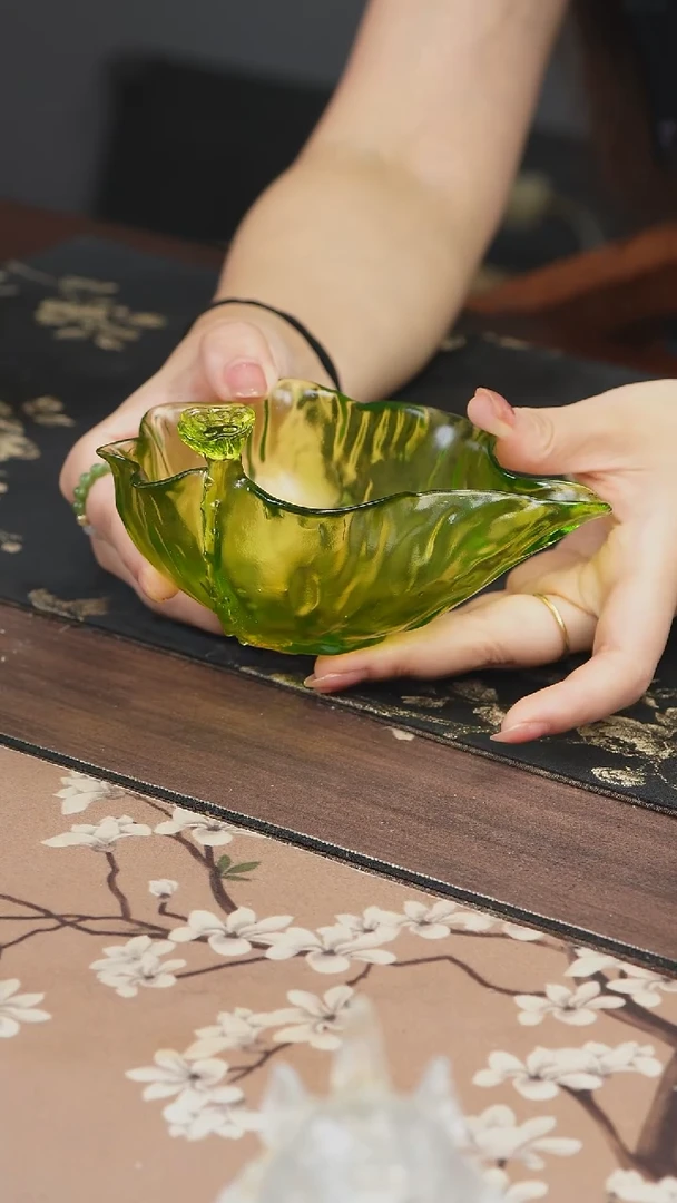 手工艺品琉璃绿色荷叶莲蓬公道