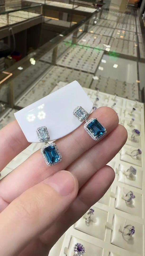 银S925镶嵌耳饰托帕石伦敦蓝10*8mm耳坠