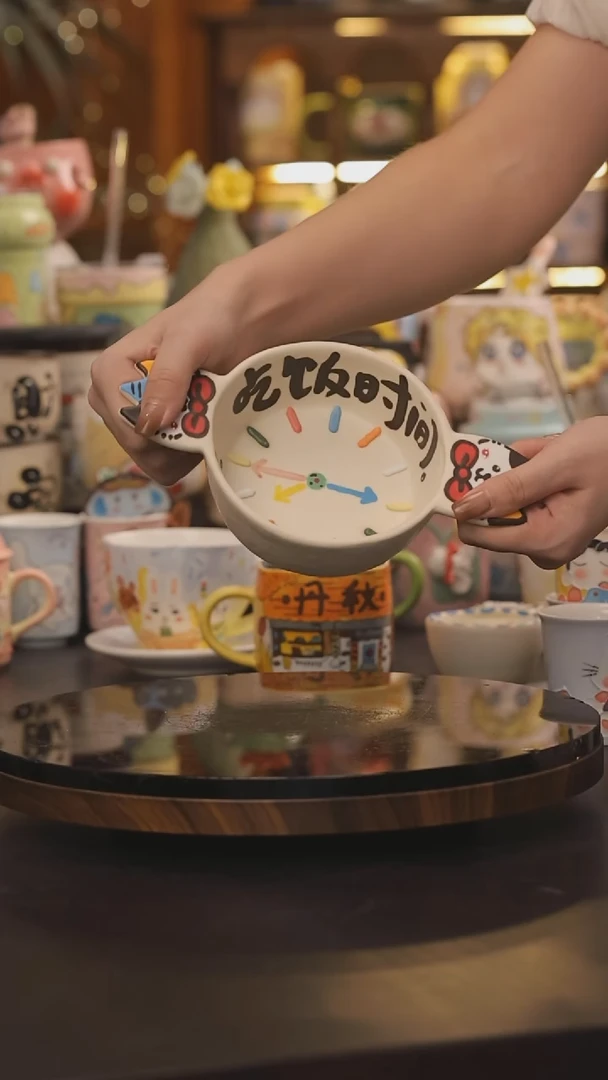 景德镇釉下彩绘设计师款式陶瓷