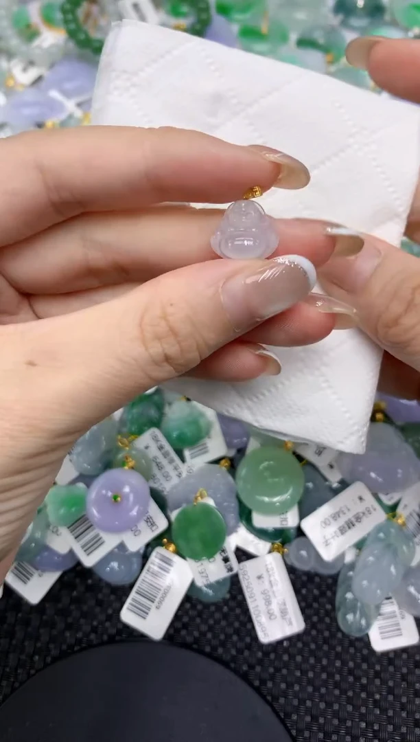 颈饰未镶嵌翡翠1111111